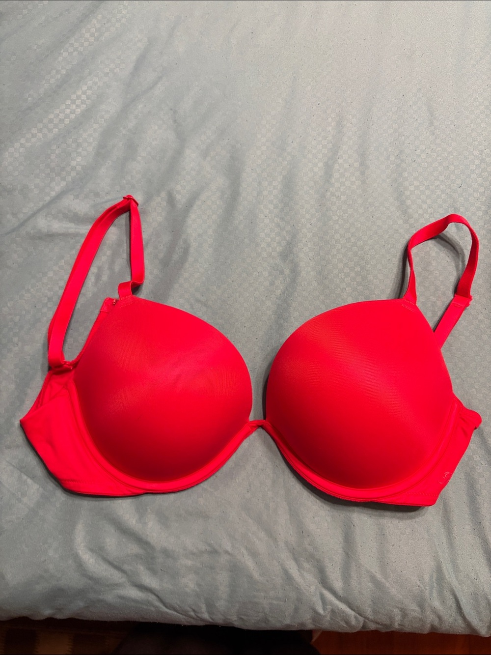 PINK Victoria's Secret Red Molded Underwire Bra